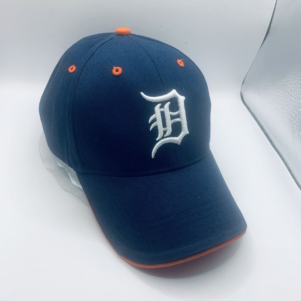 MLB Detroit Tigers "D" LOGO Strapback Cap Hat Fan Favorite NEW NWT